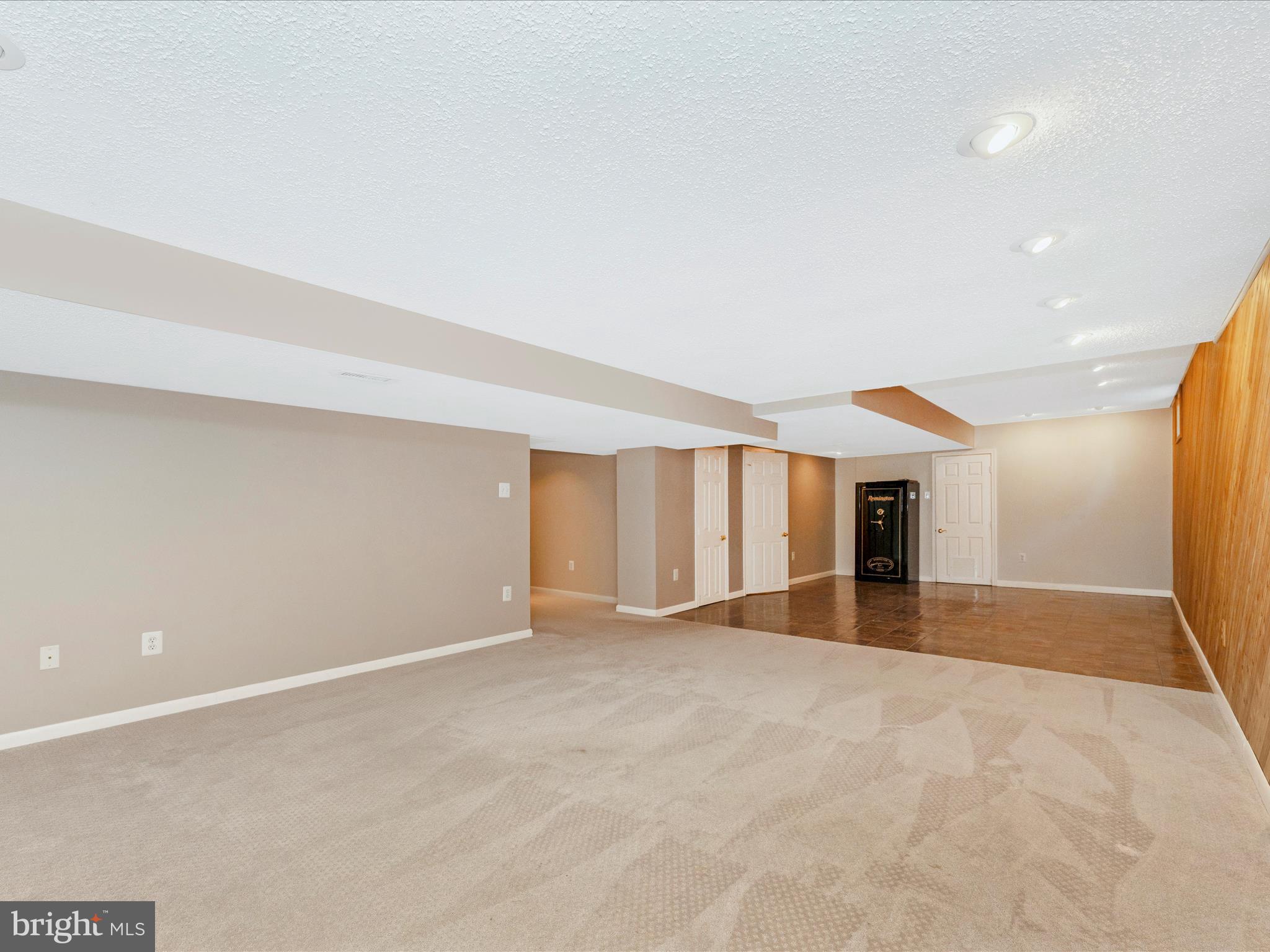 SAMHILL ESTATES - Residential