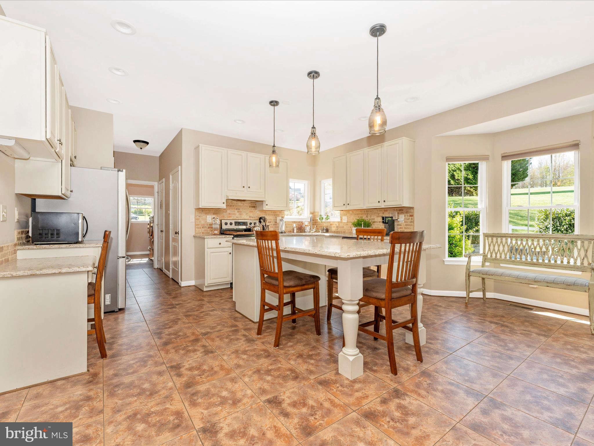 SAMHILL ESTATES - Residential