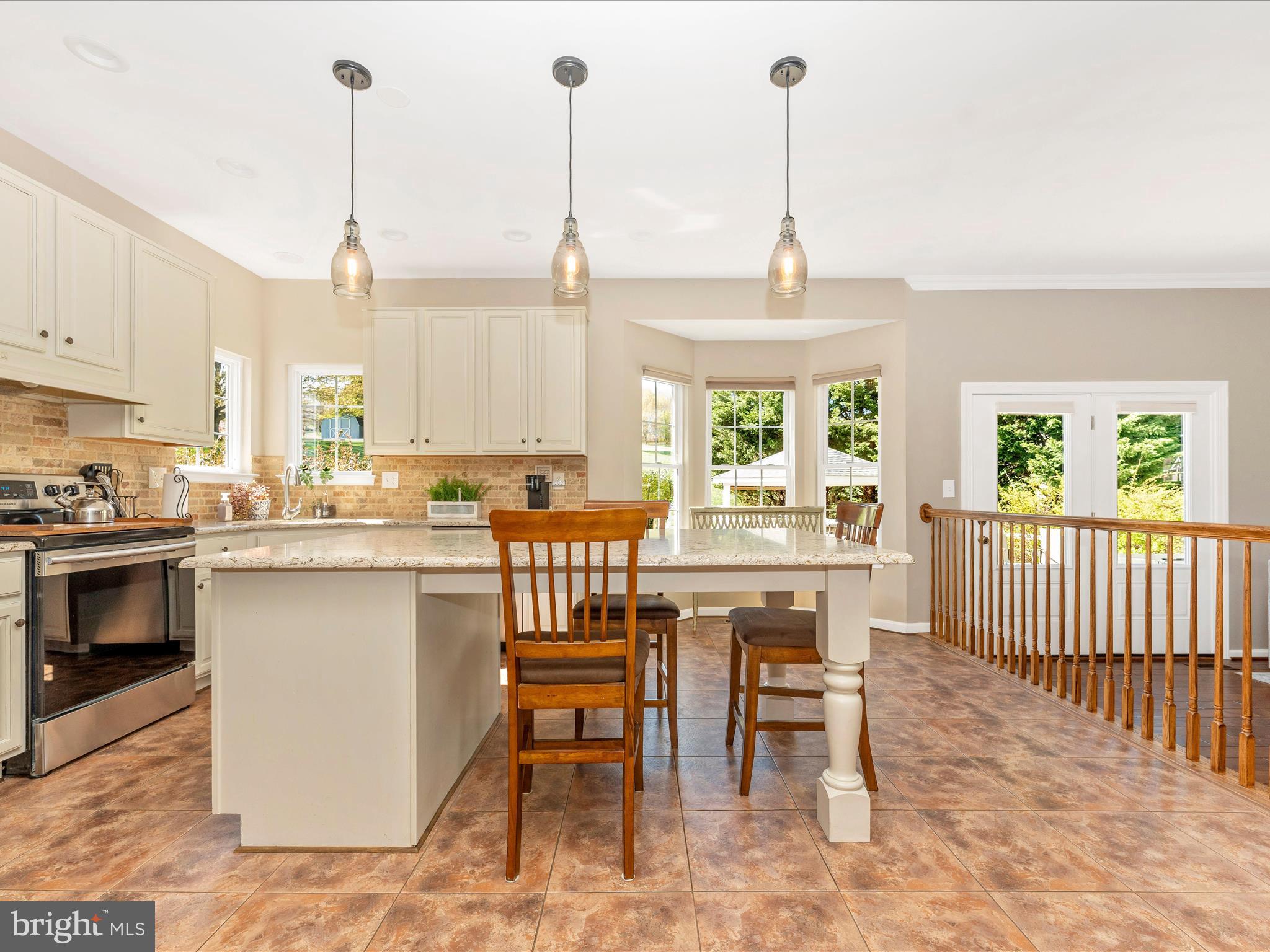 SAMHILL ESTATES - Residential