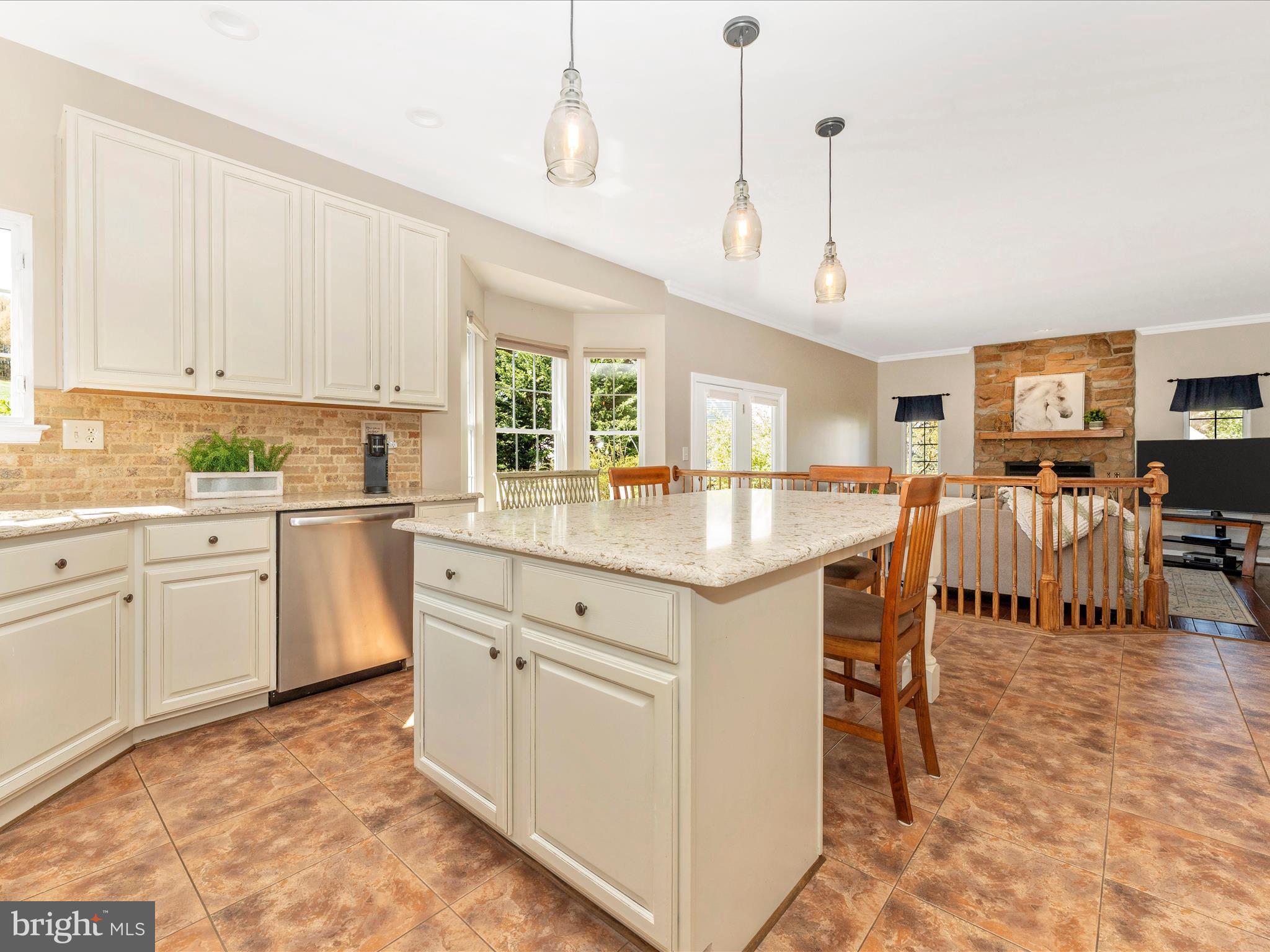 SAMHILL ESTATES - Residential