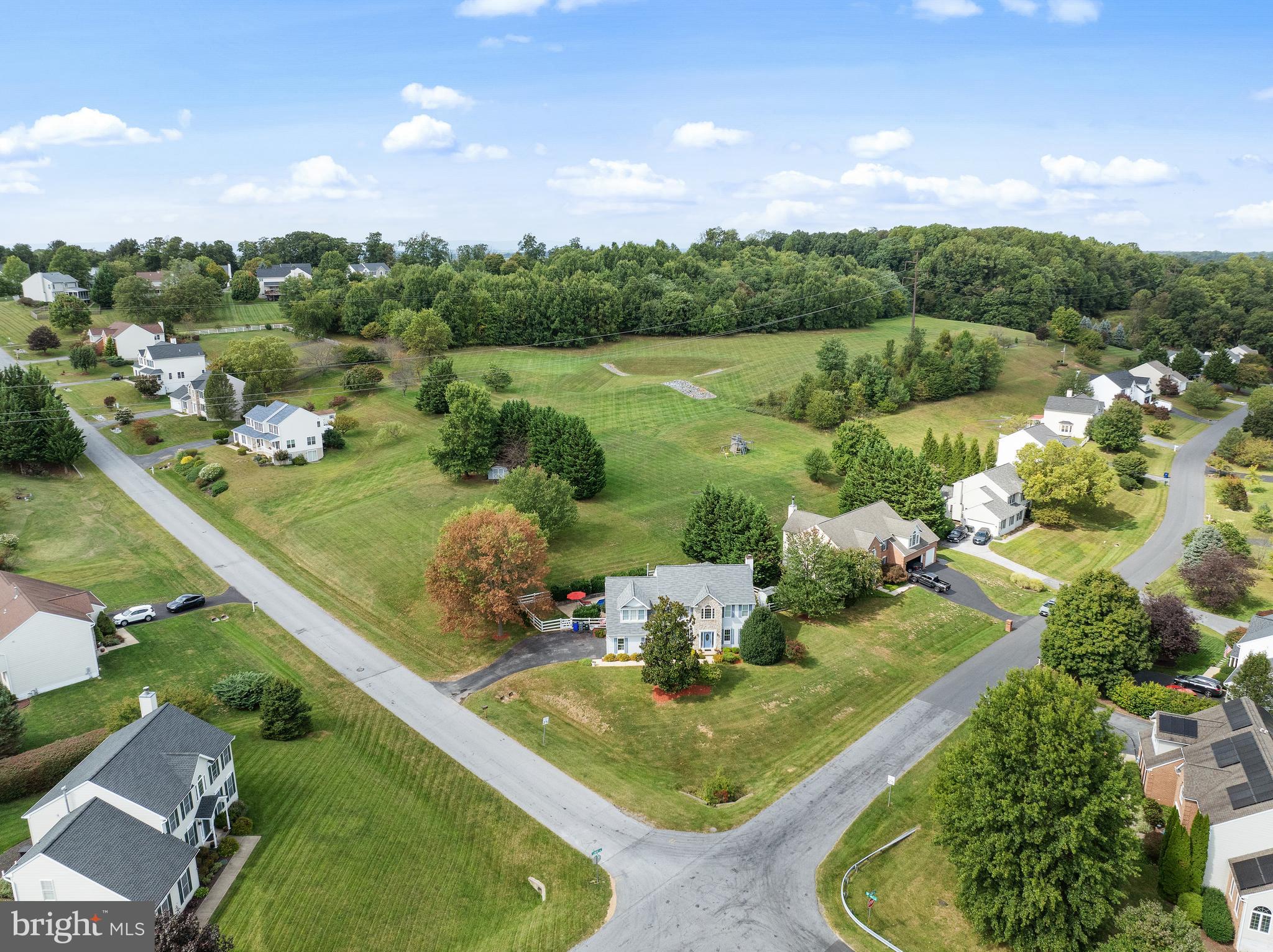 SAMHILL ESTATES - Residential