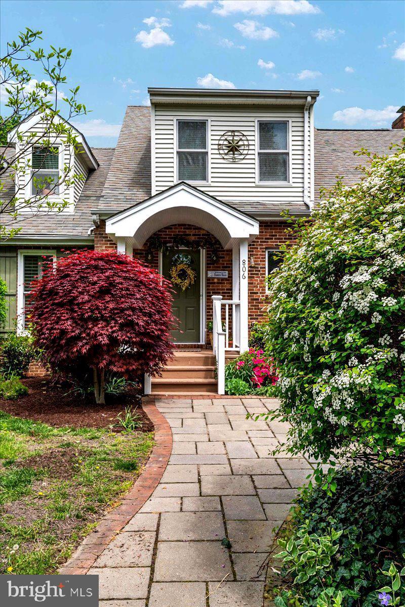 CLOVERFIELDS - Residential