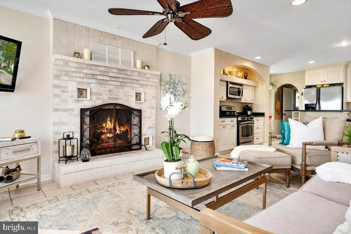 CLOVERFIELDS - Residential