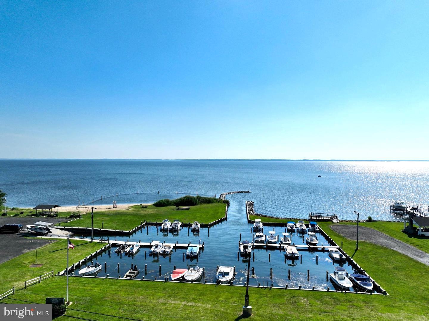 CLOVERFIELDS - Residential