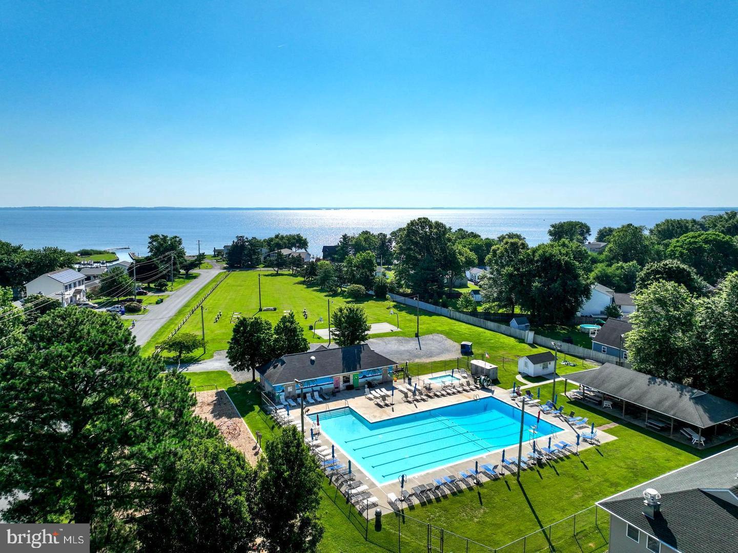 CLOVERFIELDS - Residential