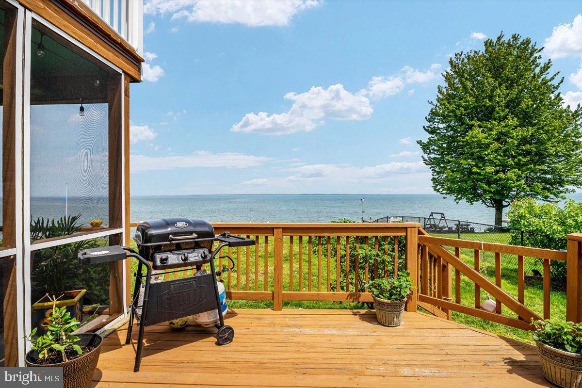 CLOVERFIELDS - Residential