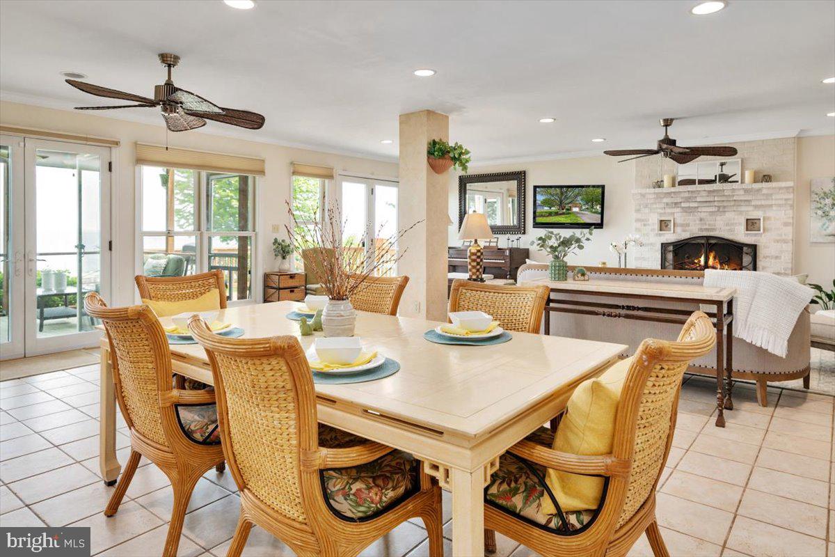 CLOVERFIELDS - Residential