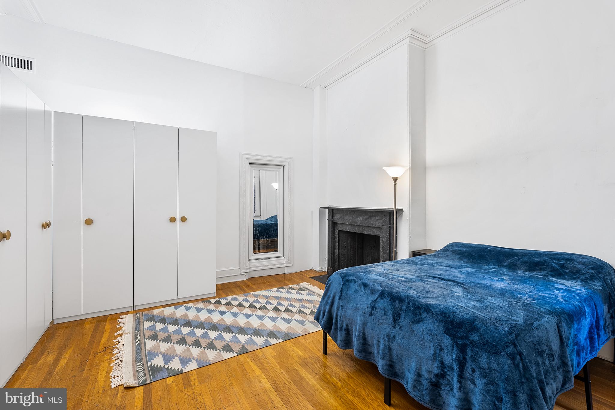 WASHINGTON SQ WEST - Residential