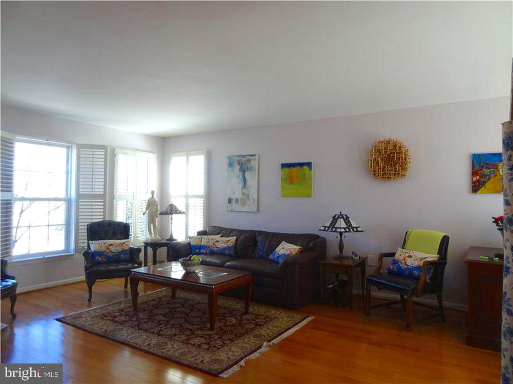 CENTREVILLE - Residential Lease