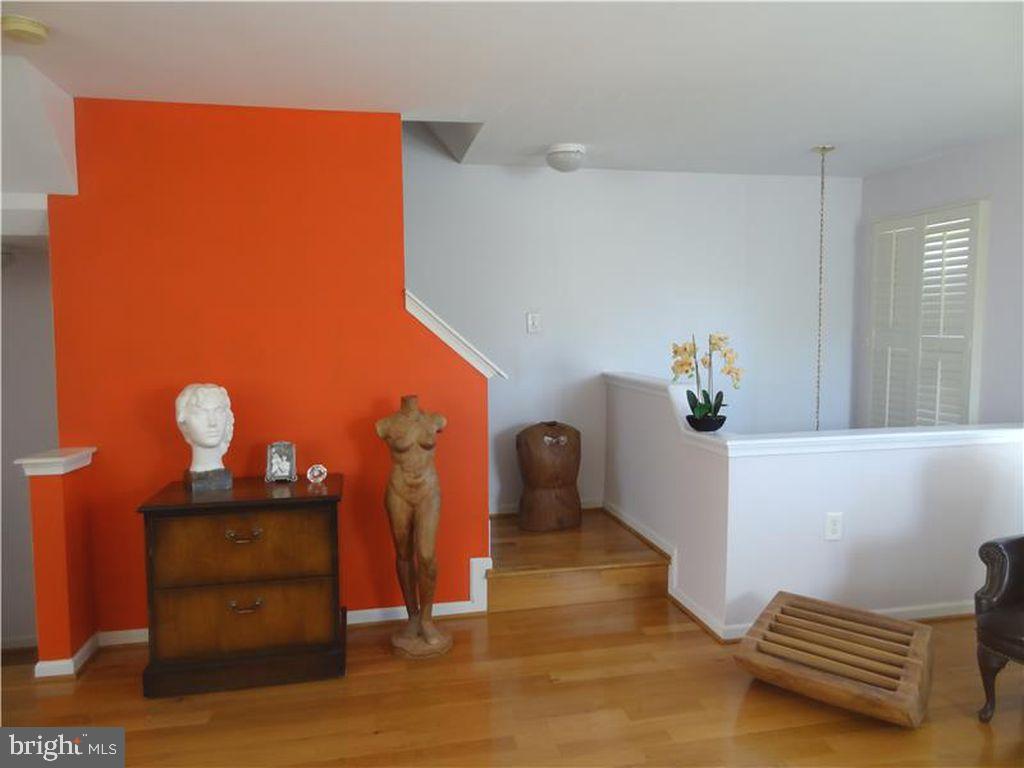 CENTREVILLE - Residential Lease