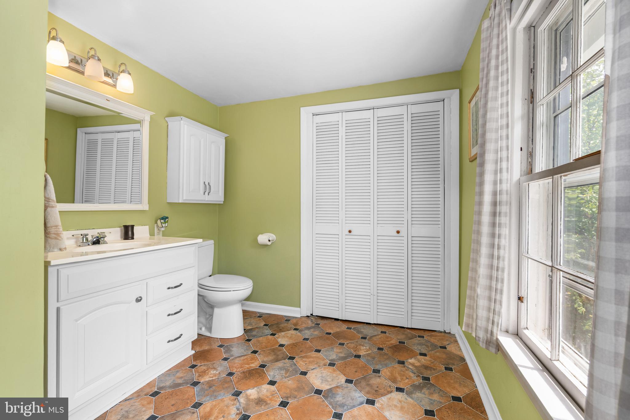 STILL POND - Residential