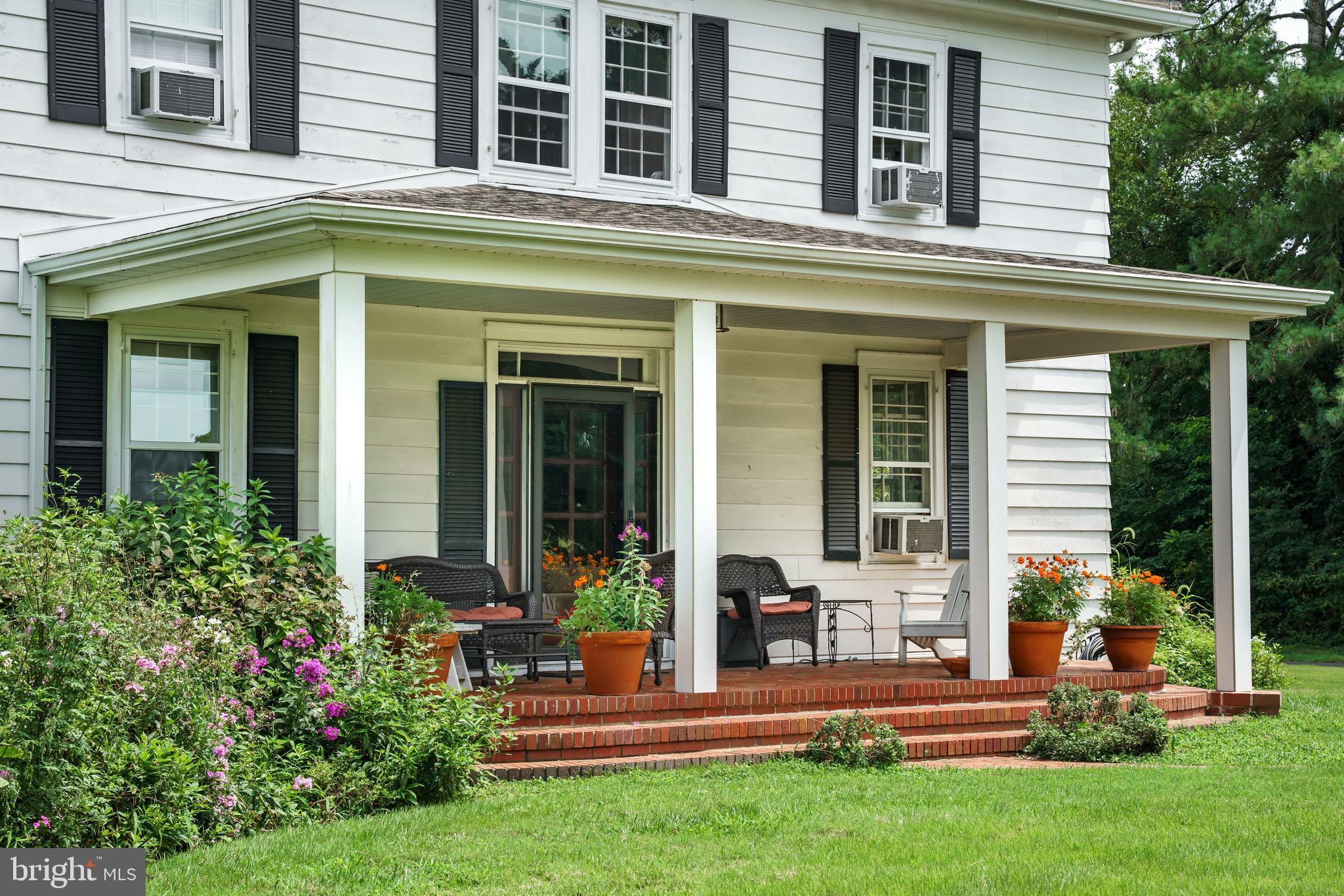 STILL POND - Residential
