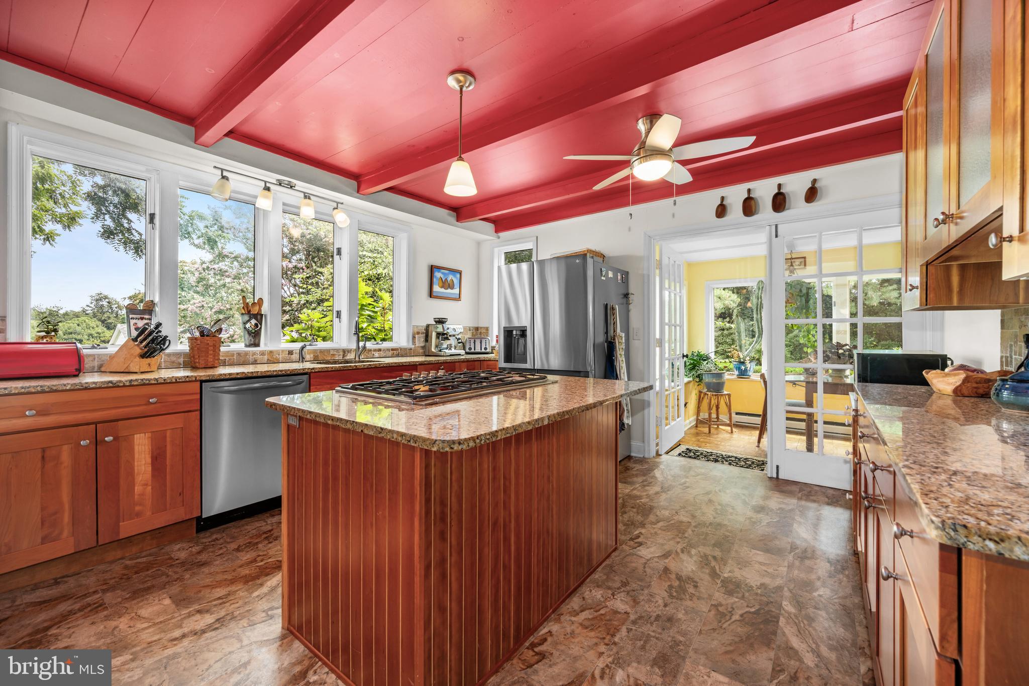 STILL POND - Residential