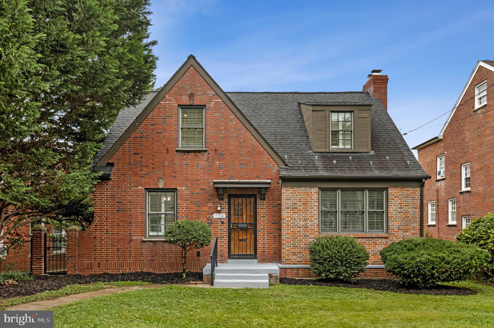 1124 KALMIA ROAD NW