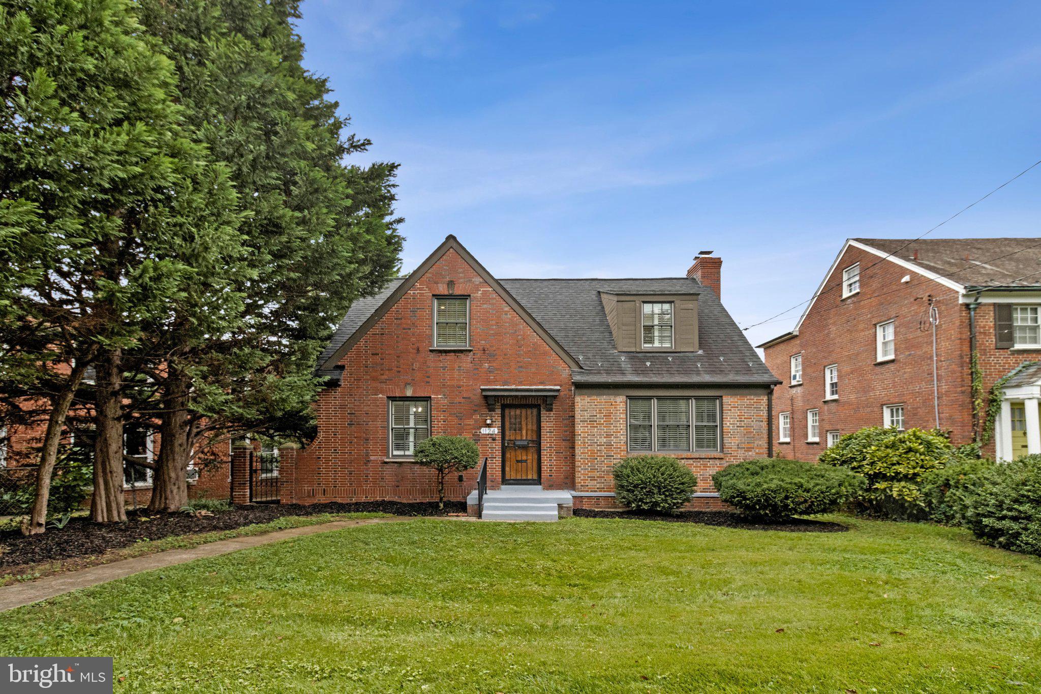 1124 KALMIA ROAD NW
