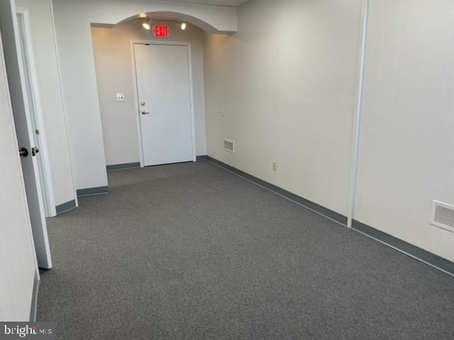 CARROLL PLAZA - Commercial Lease