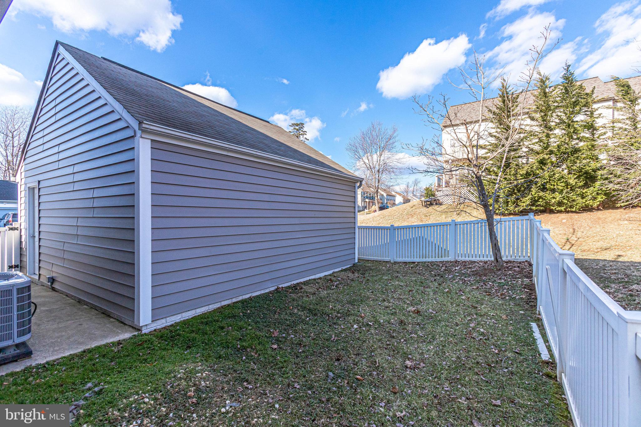 WAYSIDE VILLAGE - Residential