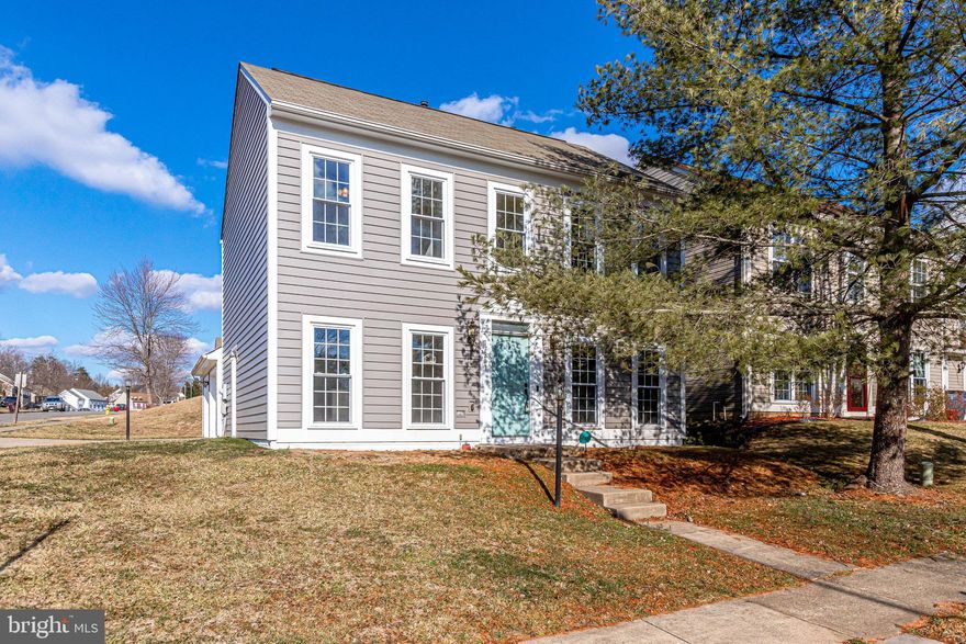 Wow!  This beautiful colonial home is located in sought after Southbride community and ready for new for new owners!  Home has been meticulously cared for with the following upgrades: new siding,  new fridge, new window, uodated hall  bath, new water heater, new garbage disposal, newer washer & dryer, new HVAC, newer carpet, new entry doors, new hardwood floors, newer plantation shutters!  Home is located on a corner lot with 2 car detached garage and fenced in yard.  !  Quick drive to shopping, I-95, Stonebridge, schools and more!   Run don't walk to this listing