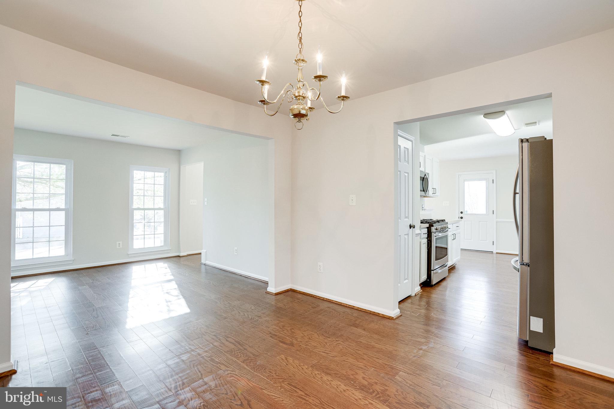 WAYSIDE VILLAGE - Residential