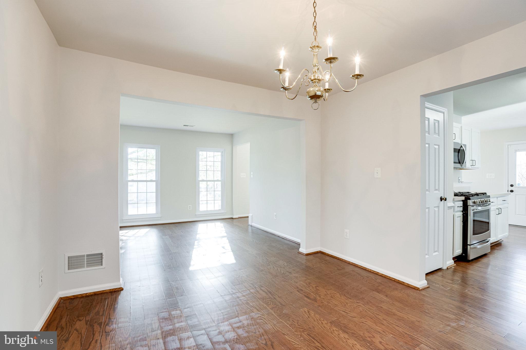 WAYSIDE VILLAGE - Residential