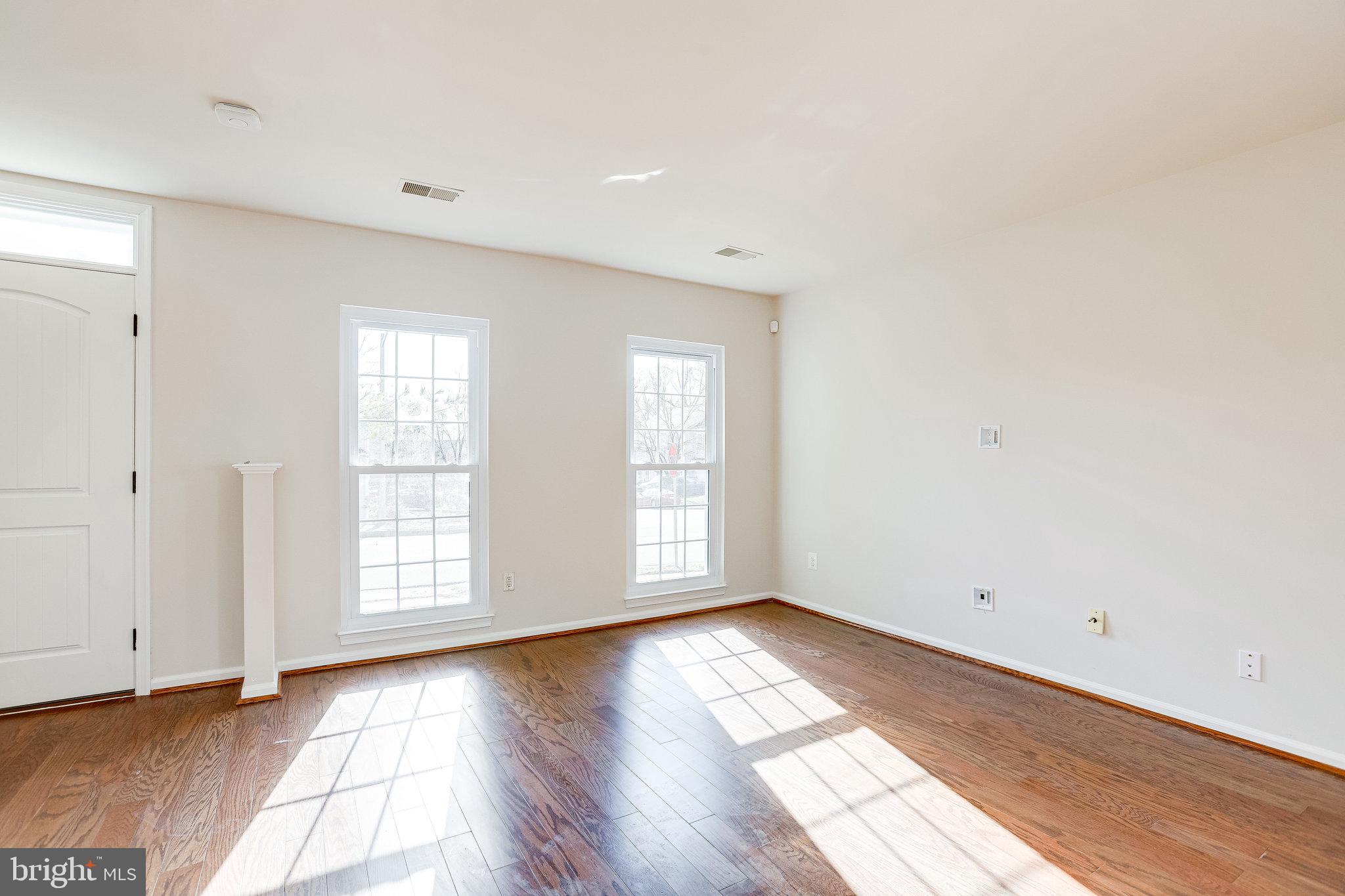 WAYSIDE VILLAGE - Residential