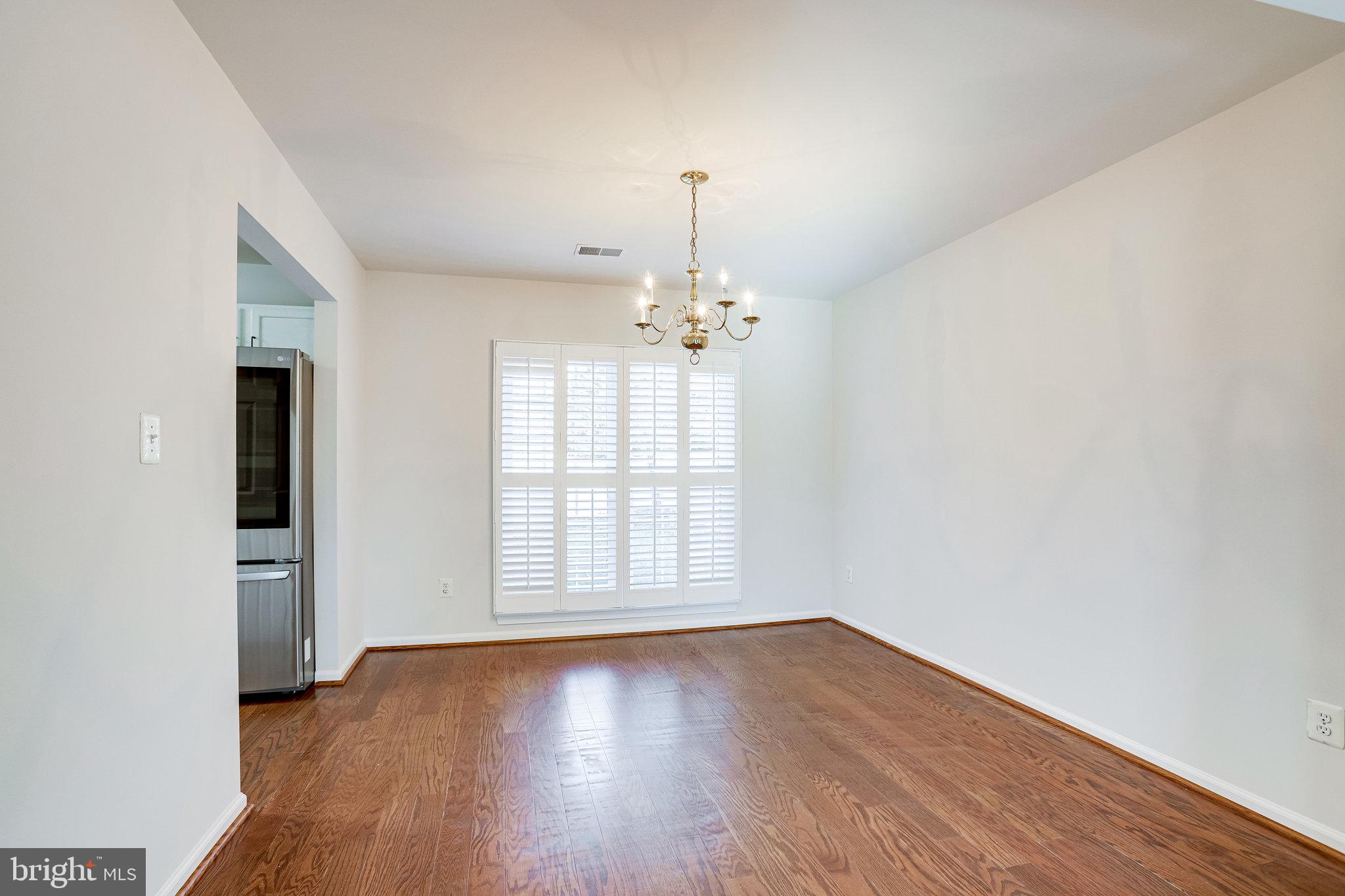 WAYSIDE VILLAGE - Residential