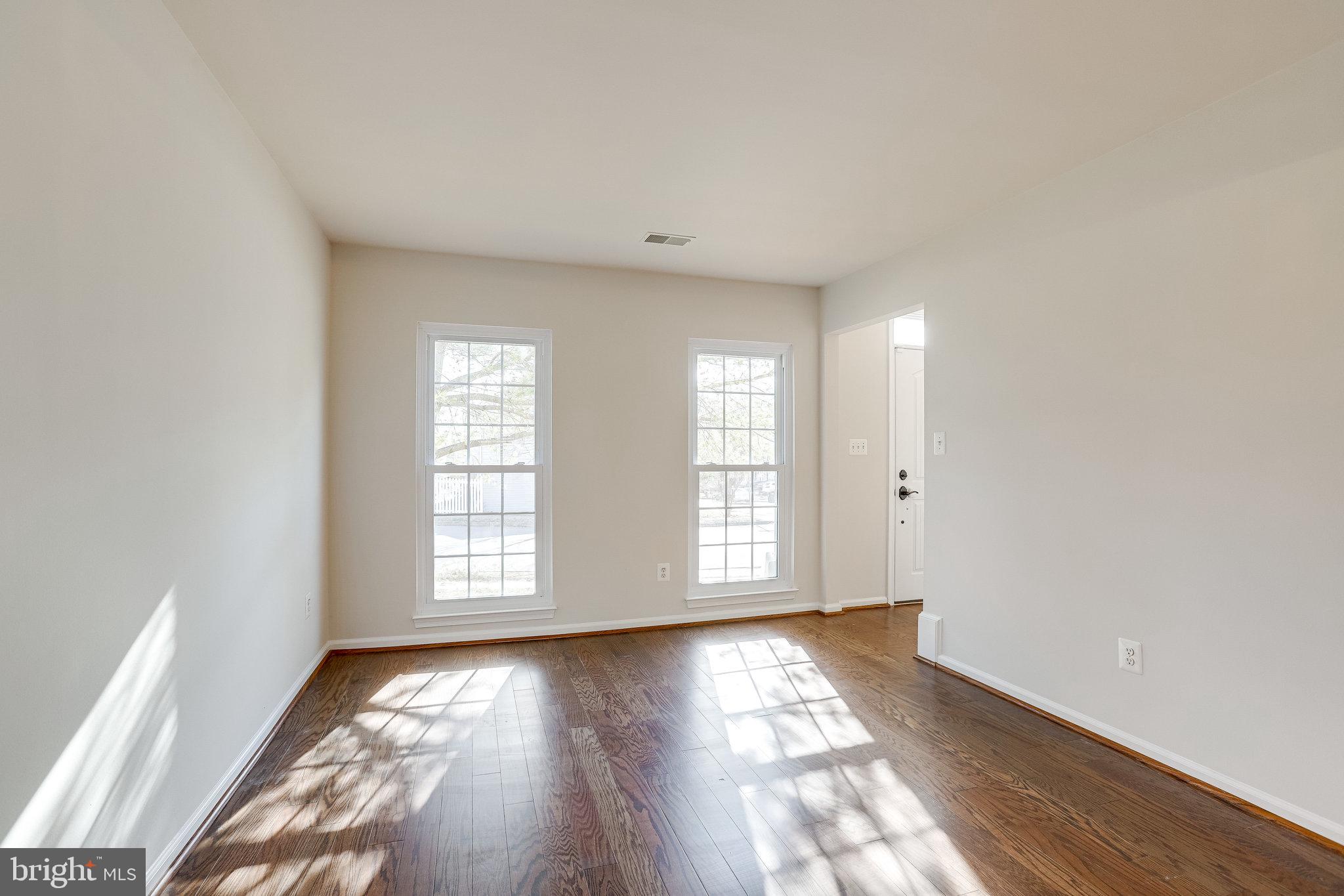 WAYSIDE VILLAGE - Residential