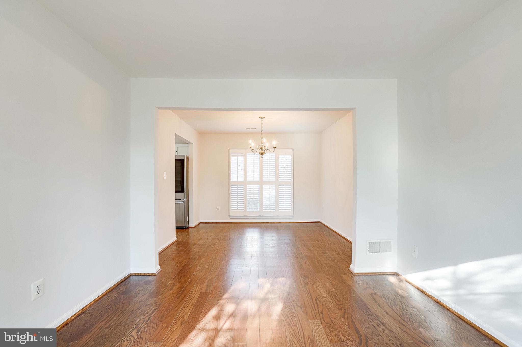 WAYSIDE VILLAGE - Residential