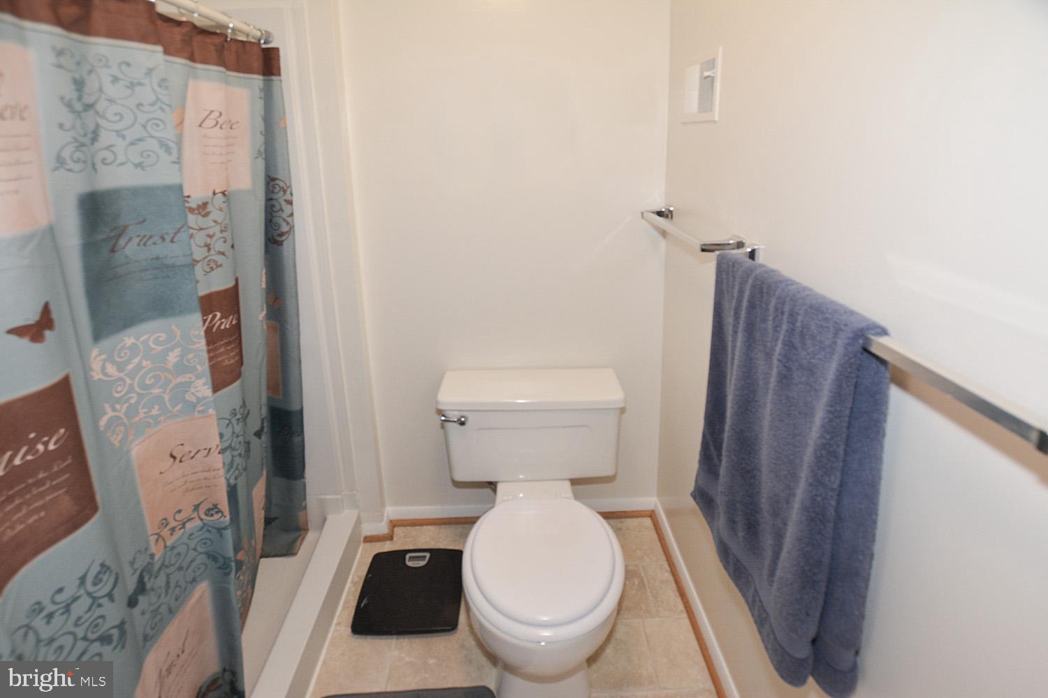 BURKE VILLAGE - Residential