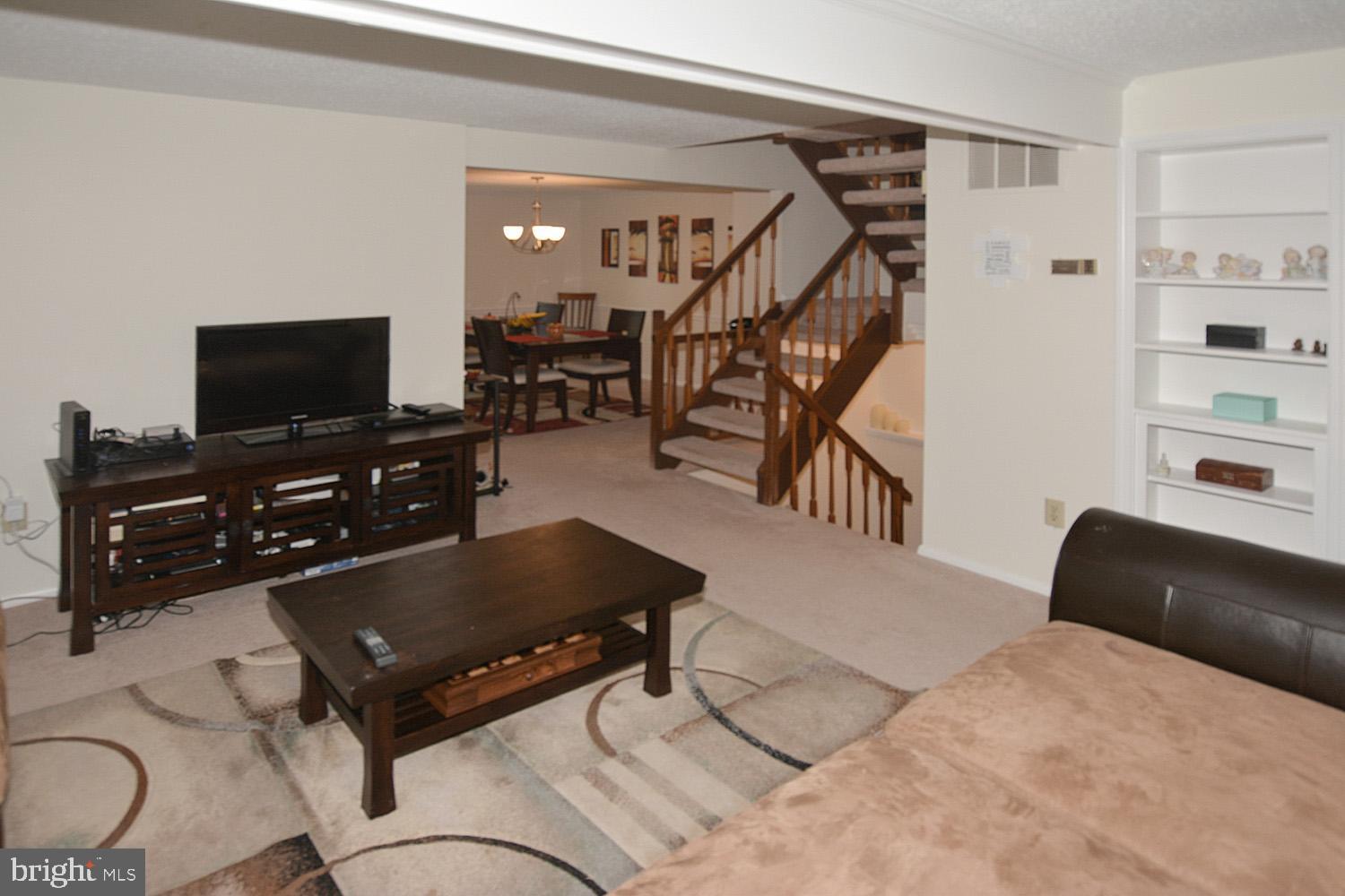 BURKE VILLAGE - Residential