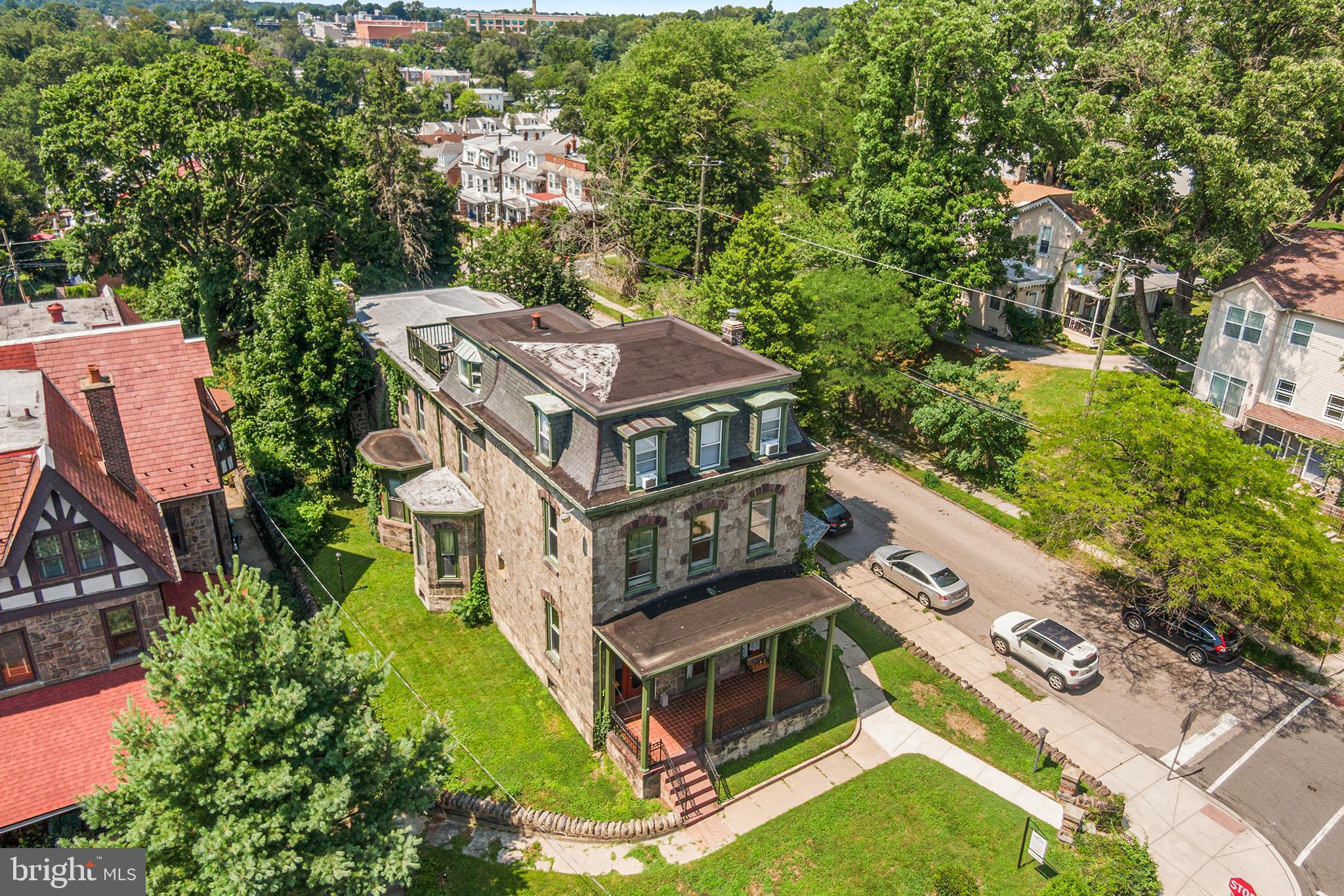348 GREEN LANE