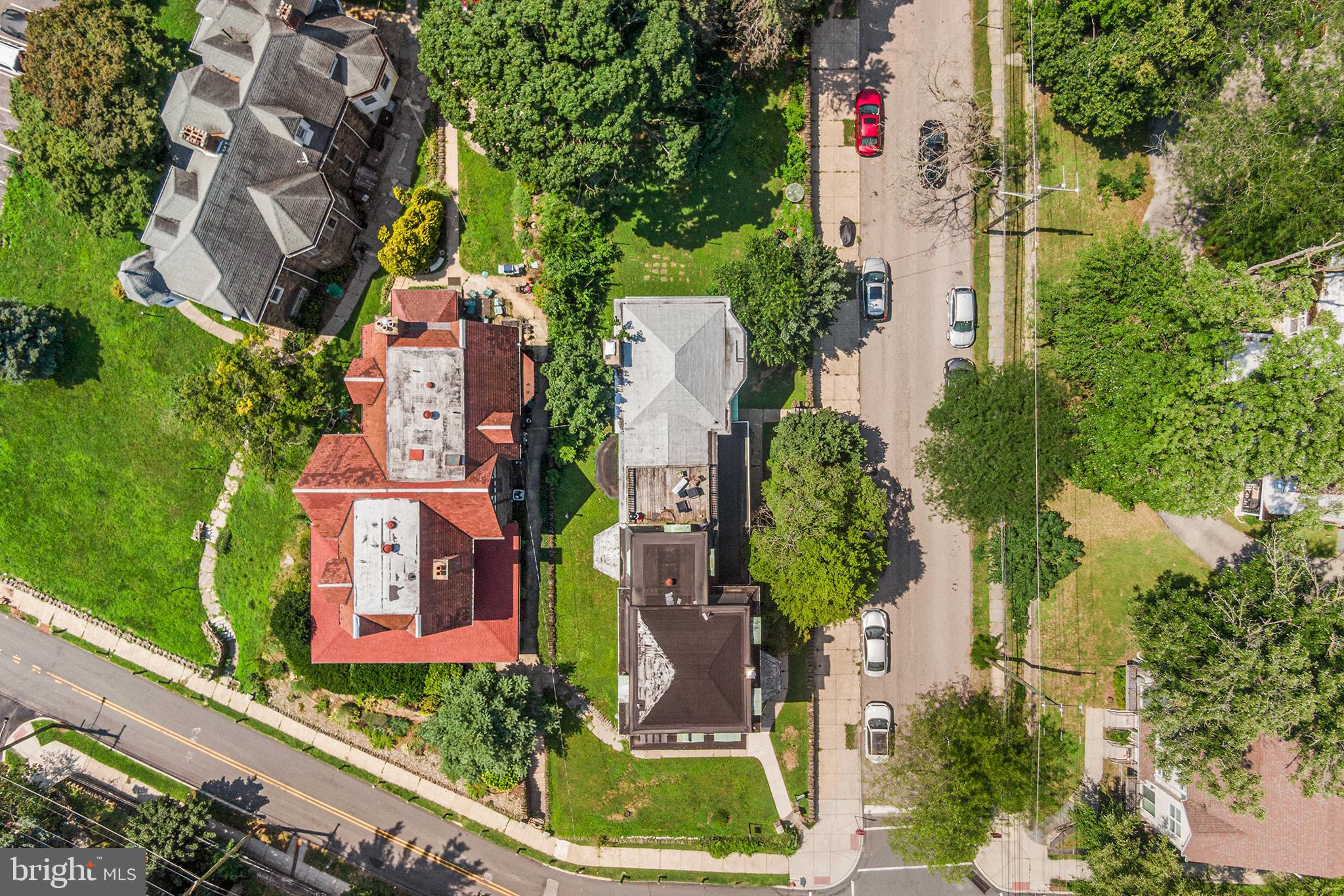 348 GREEN LANE