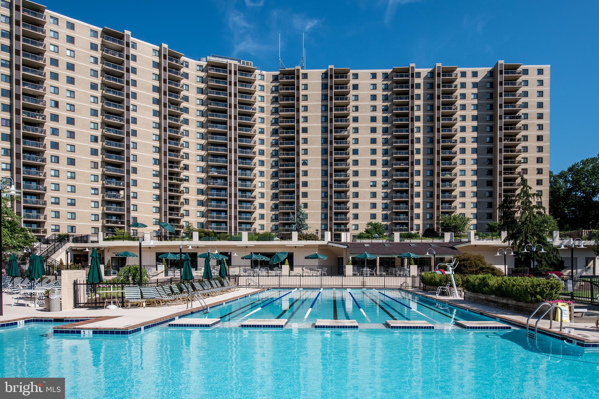 WATERGATE AT LANDMARK - Residential