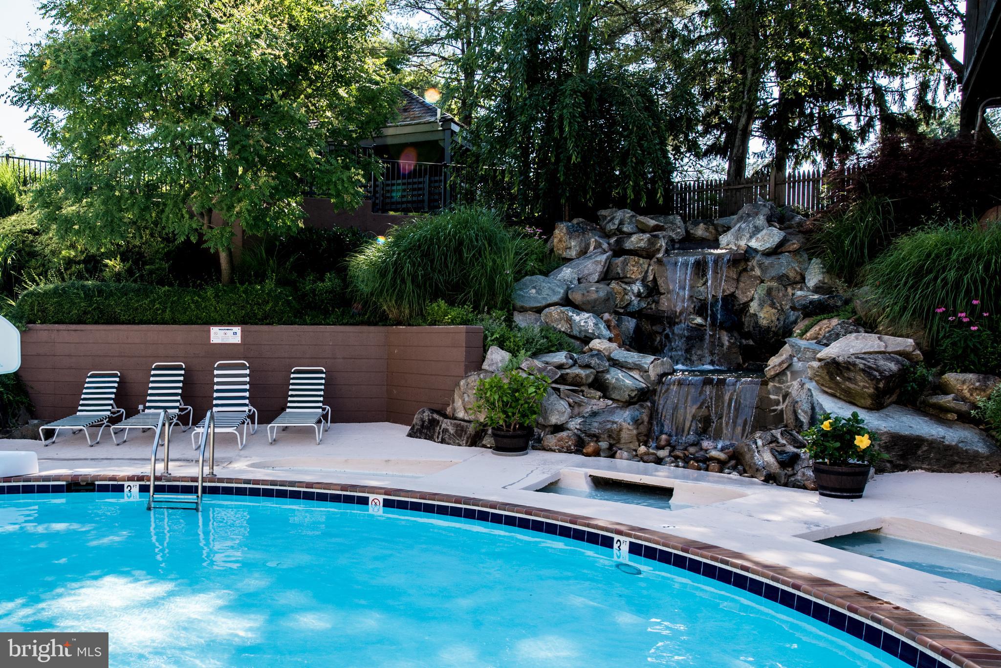 WATERGATE AT LANDMARK - Residential