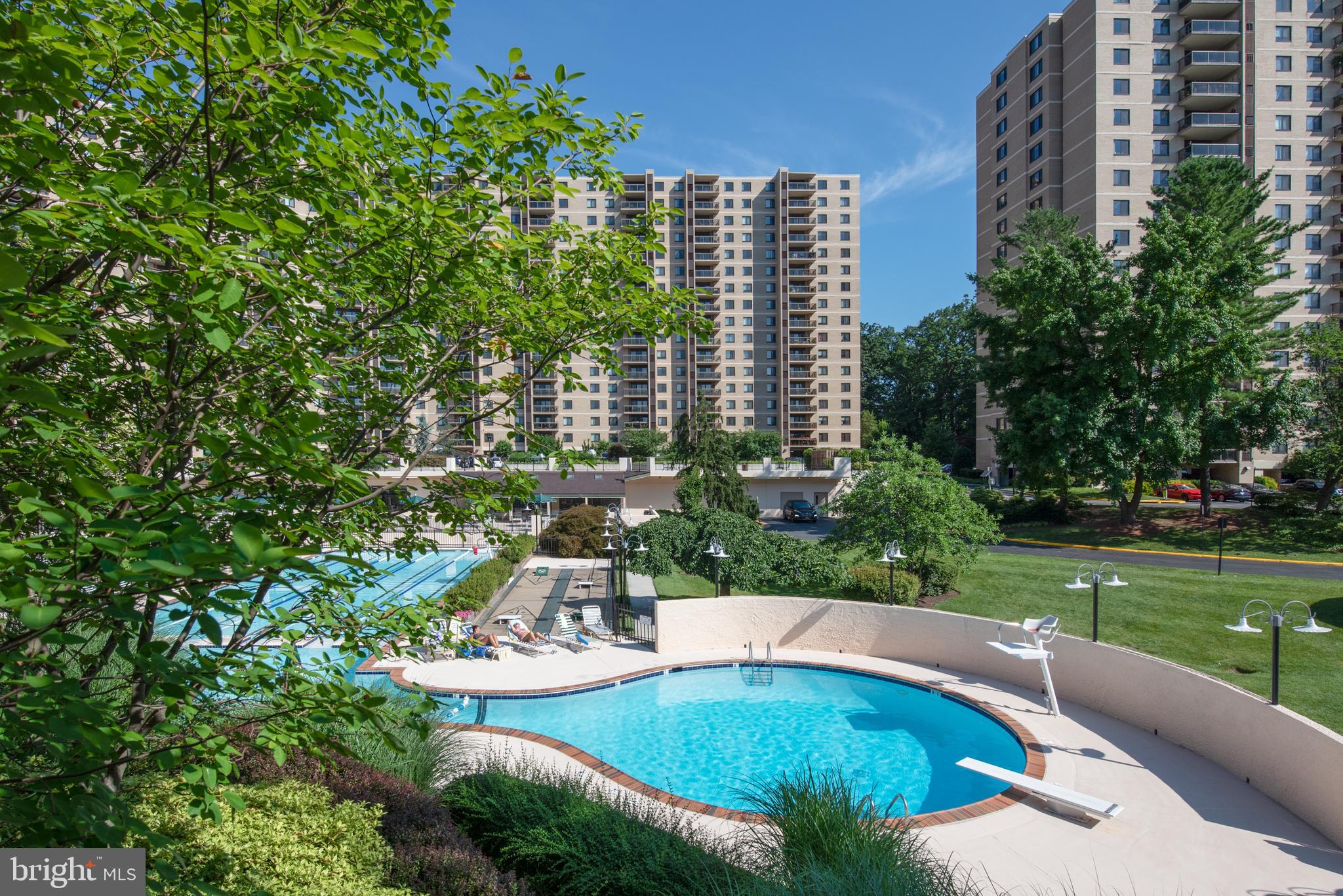 WATERGATE AT LANDMARK - Residential
