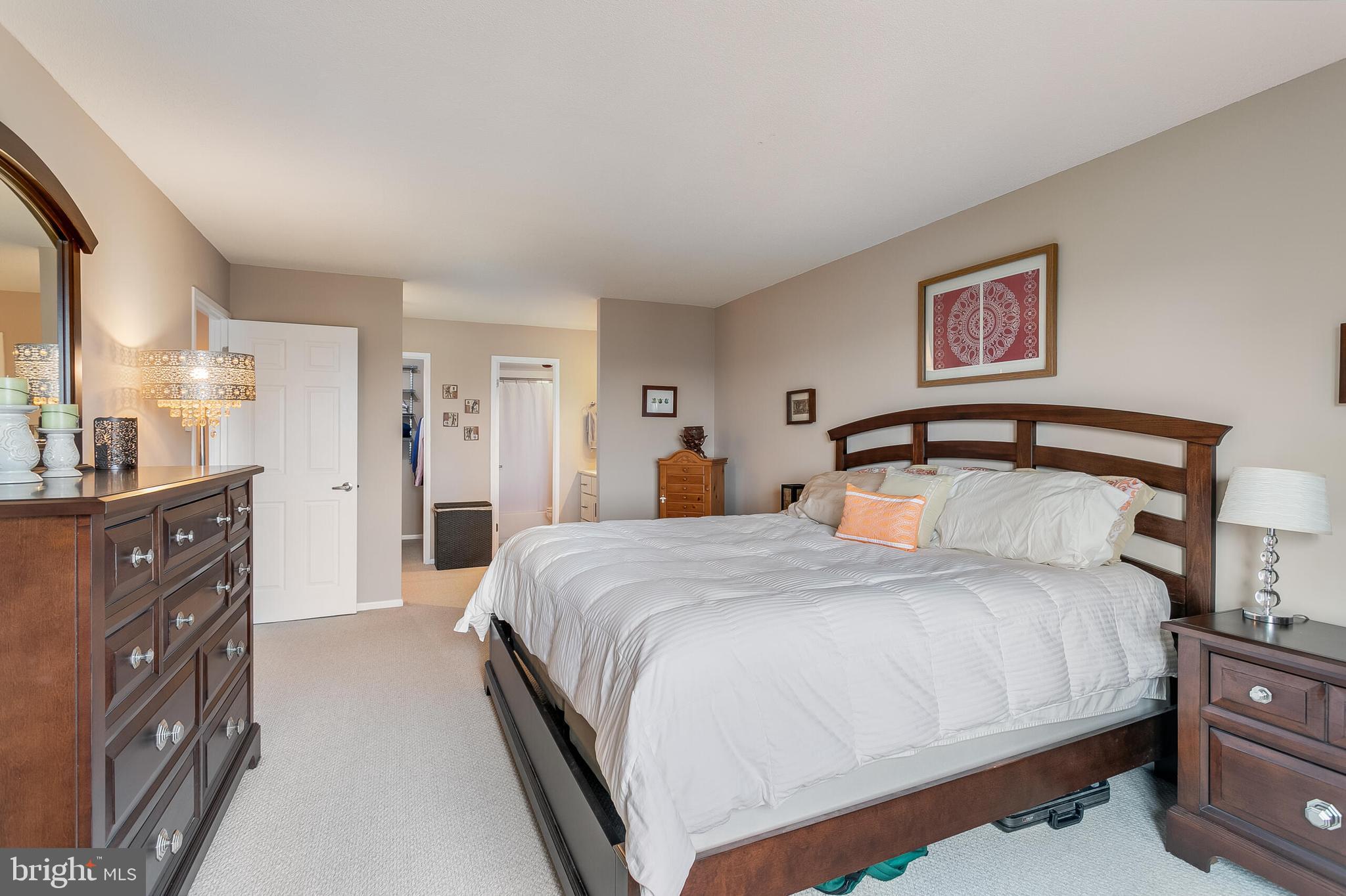 WATERGATE AT LANDMARK - Residential