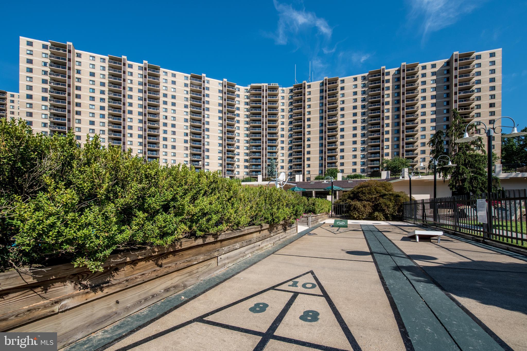 WATERGATE AT LANDMARK - Residential