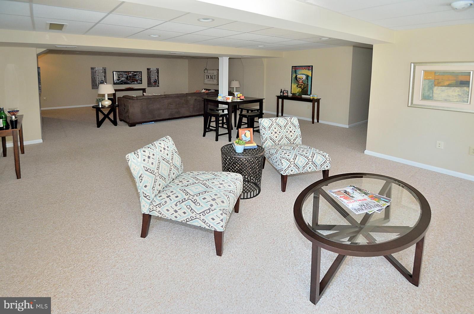 CROSSPOINTE - Residential