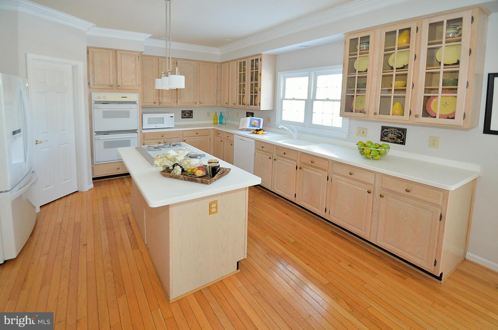 CROSSPOINTE - Residential