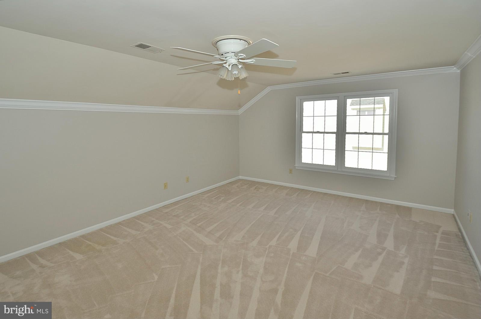 CROSSPOINTE - Residential