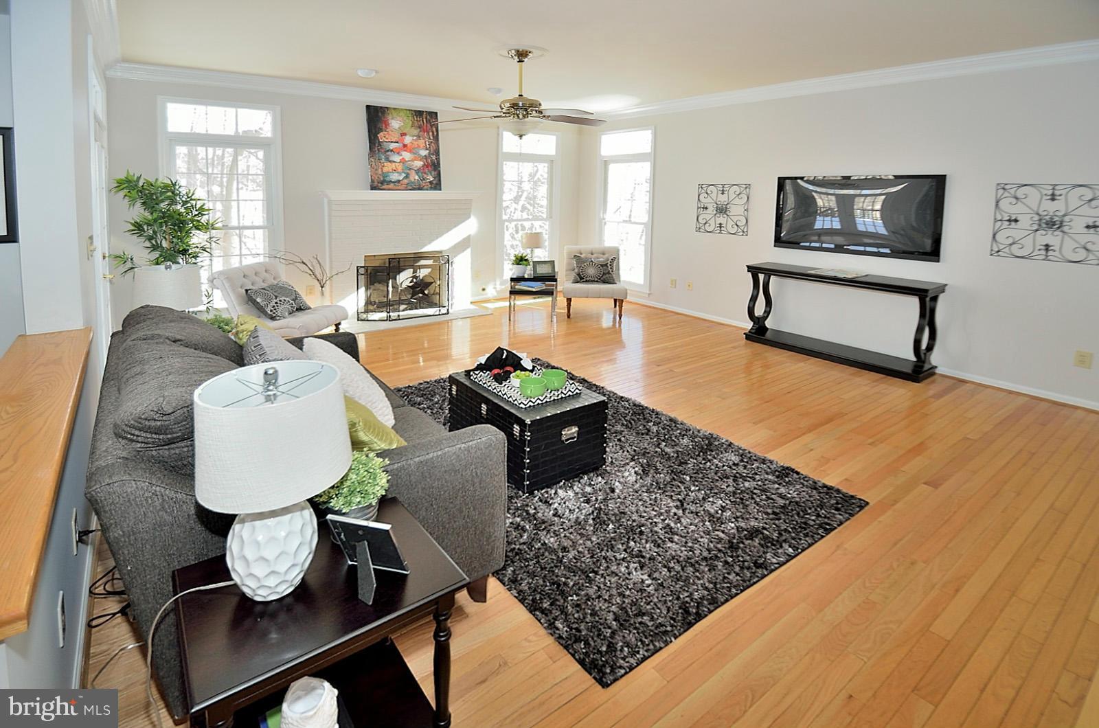 CROSSPOINTE - Residential