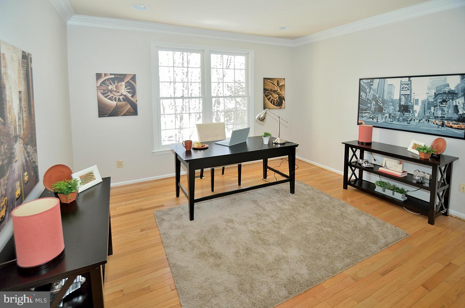 CROSSPOINTE - Residential