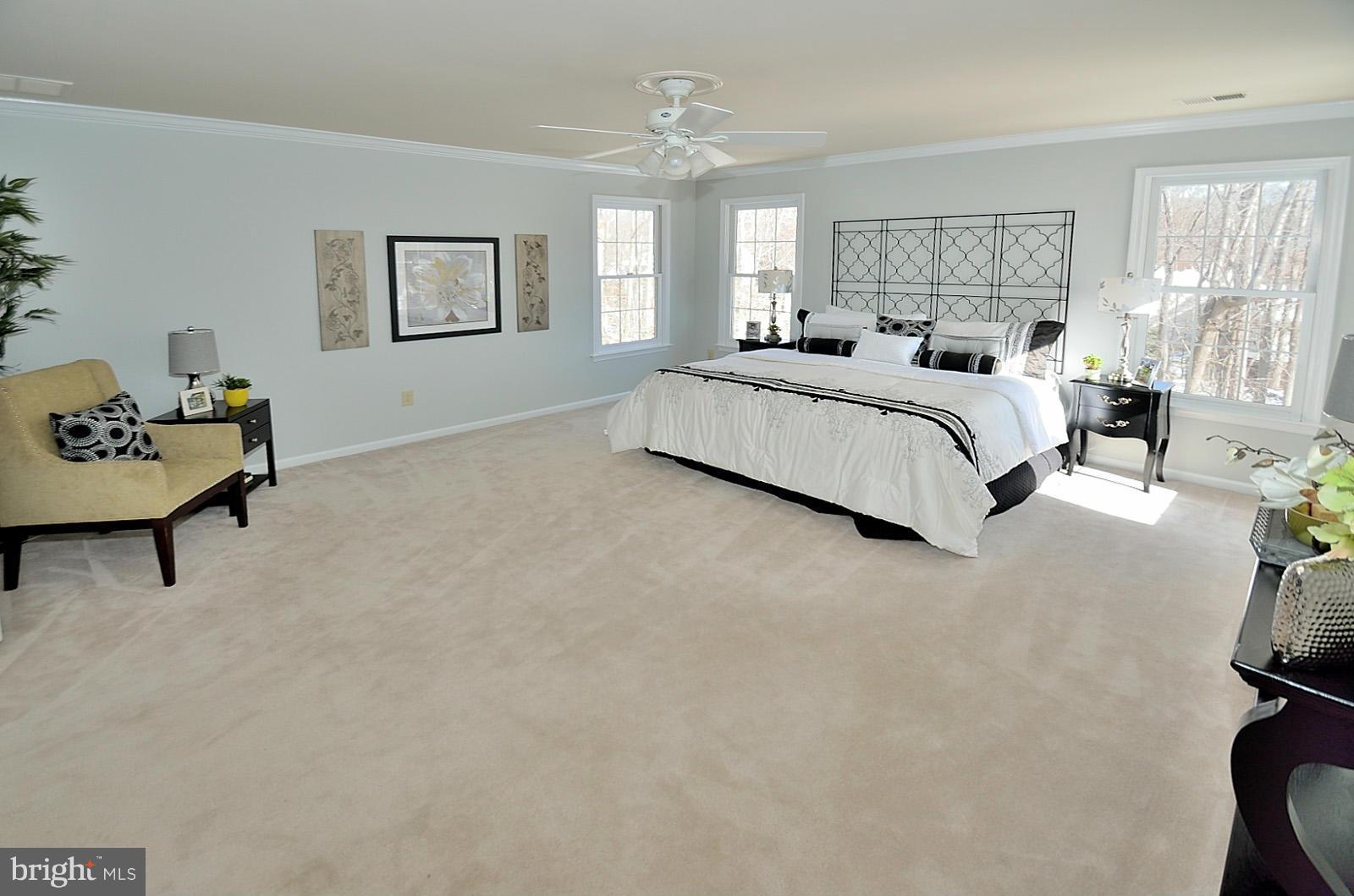 CROSSPOINTE - Residential