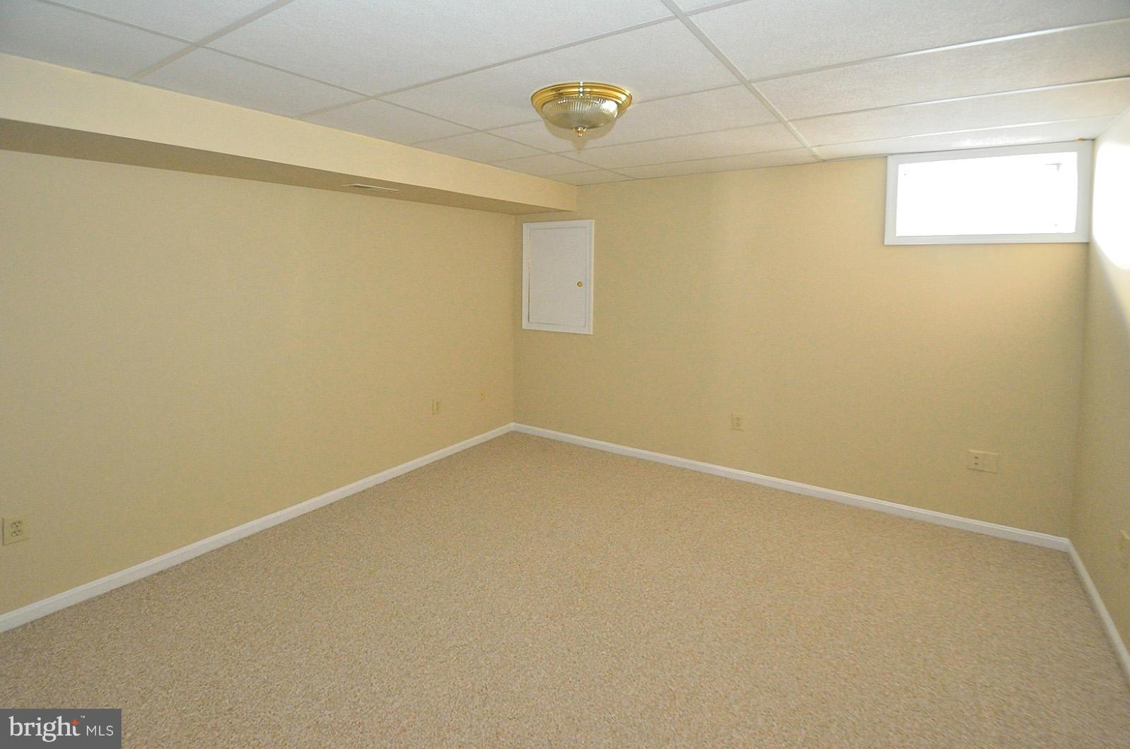 CROSSPOINTE - Residential