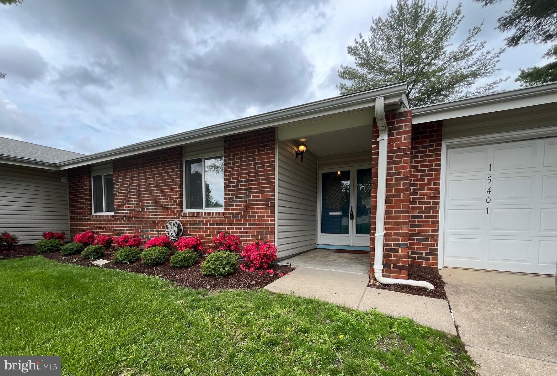 ROSSMOOR MUTUAL #16 - Residential