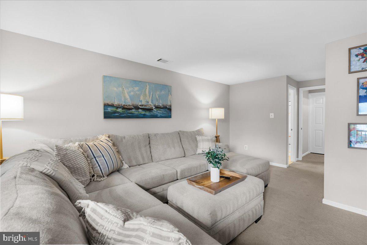 KINGSTOWNE - Residential