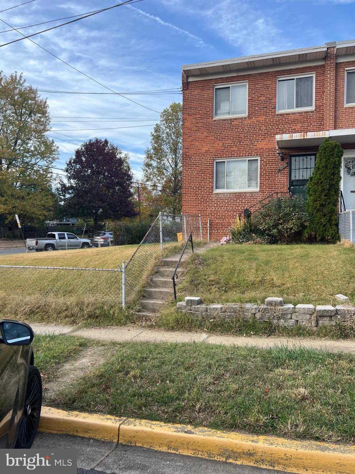 HYATTSVILLE - Residential