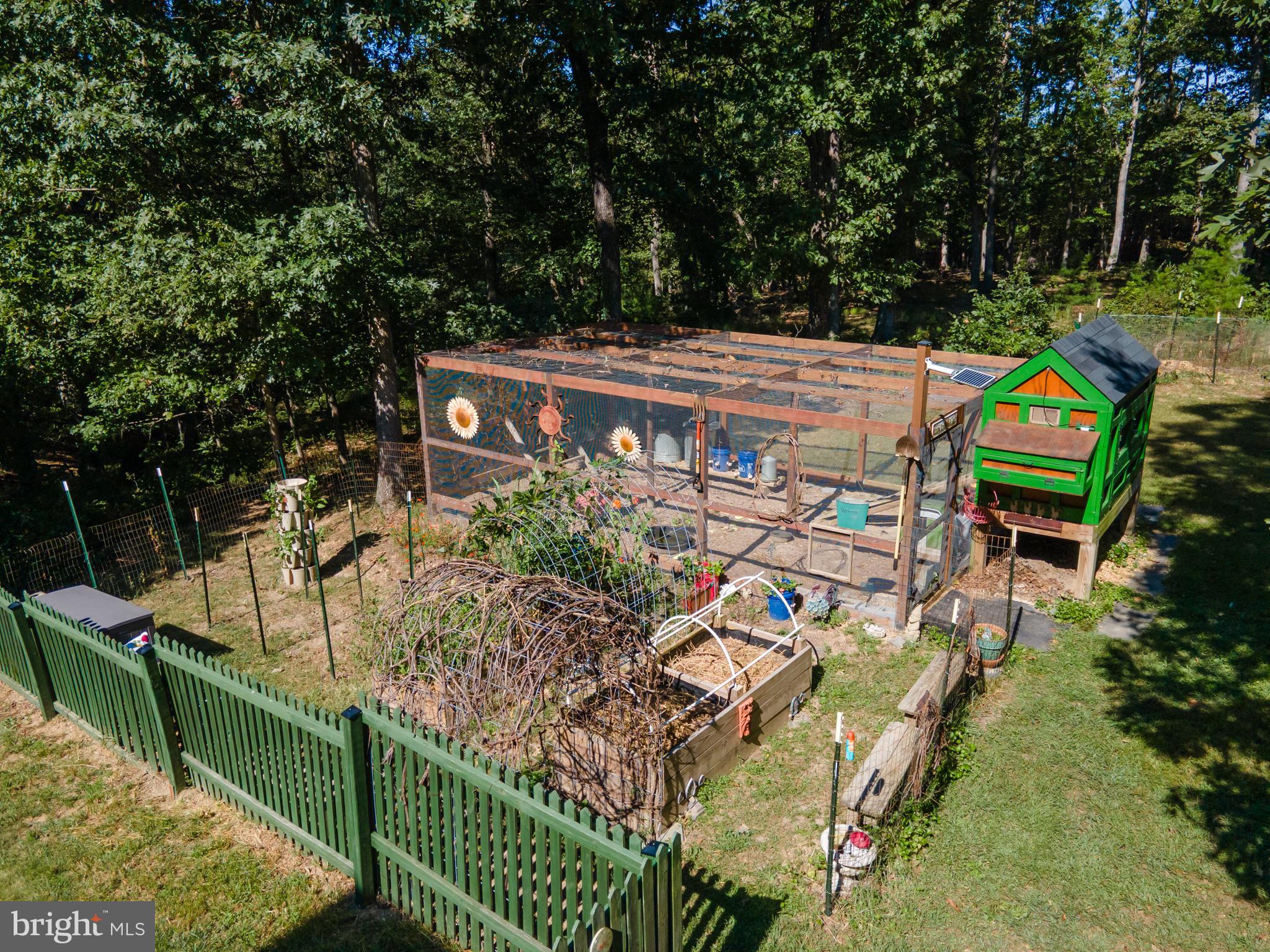 SLEEPY CREEK VIEW - Residential