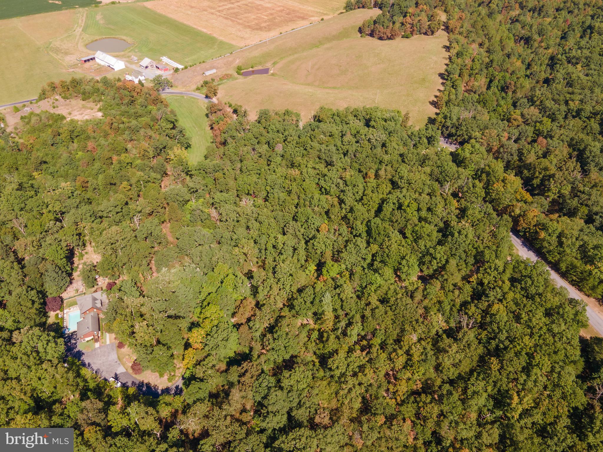 SLEEPY CREEK VIEW - Residential