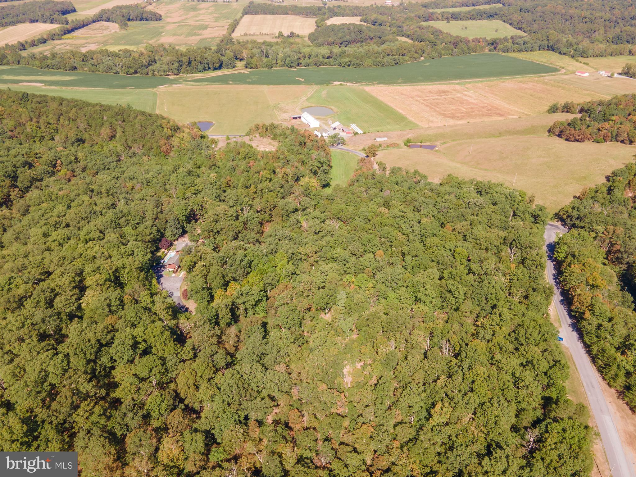 SLEEPY CREEK VIEW - Residential